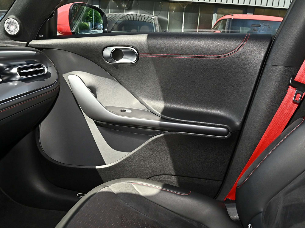 Bild 15 - #1 Brabus AWD