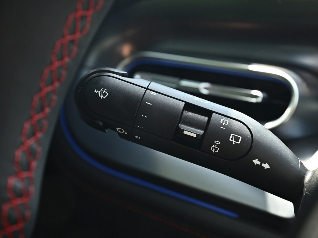 Bild 20 - #1 Brabus AWD