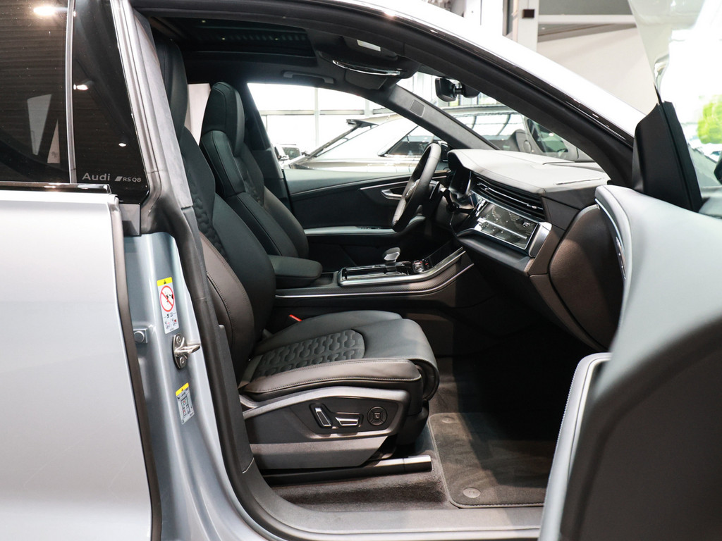 Bild 2 - RS Q8 SUV performance quattro tiptronic