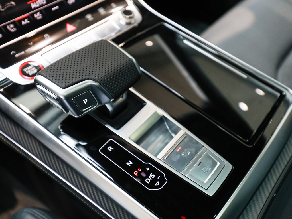 Bild 14 - RS Q8 SUV performance quattro tiptronic