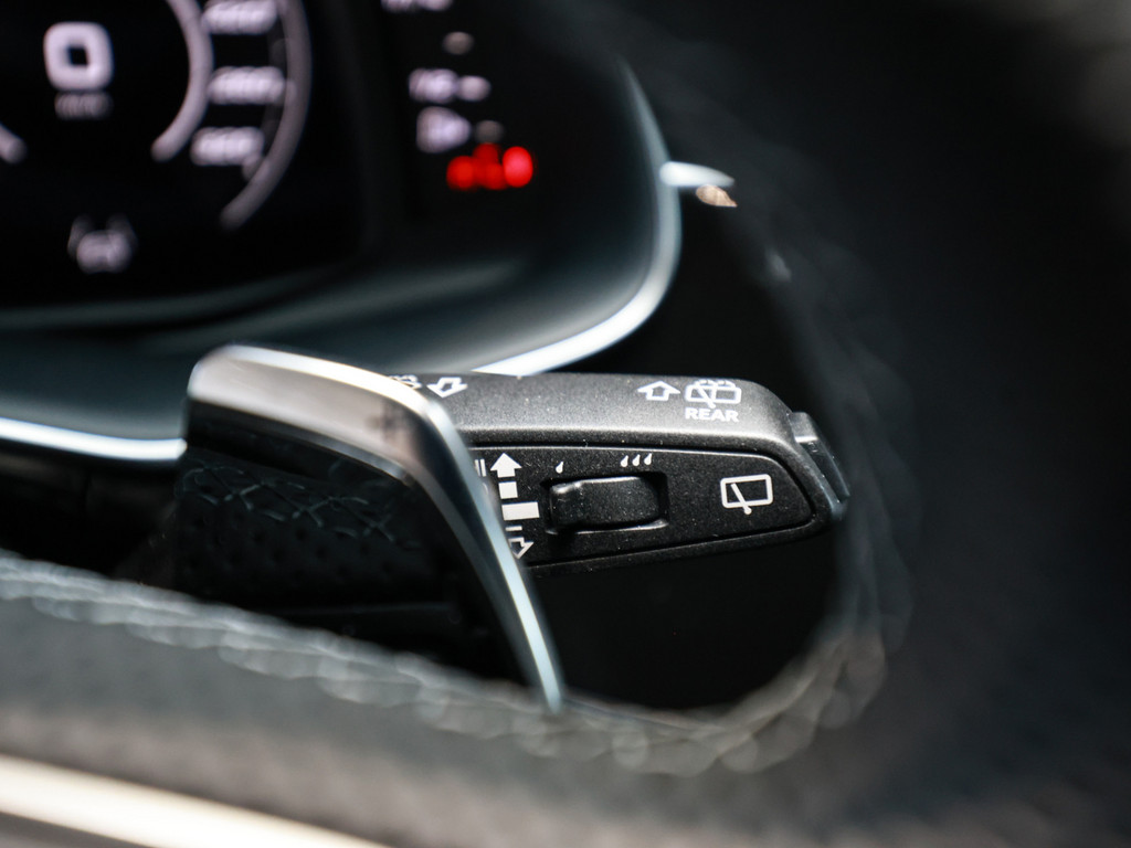 Bild 20 - RS Q8 SUV performance quattro tiptronic