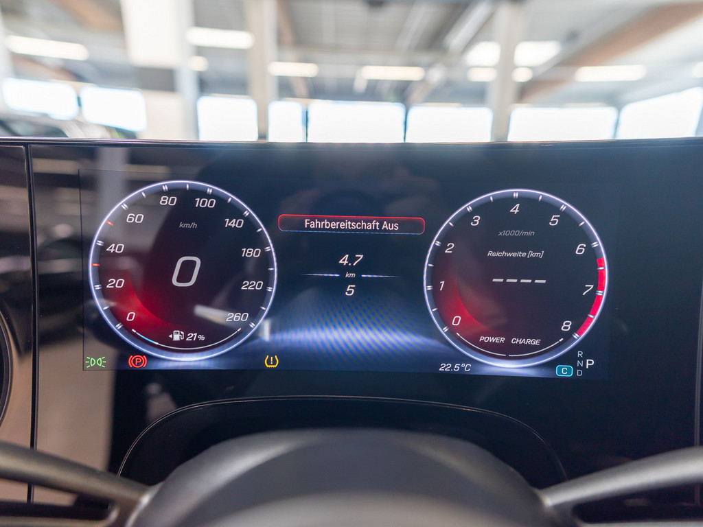 Bild 12 - CLA 180 Coupé AMG Advanced  + 