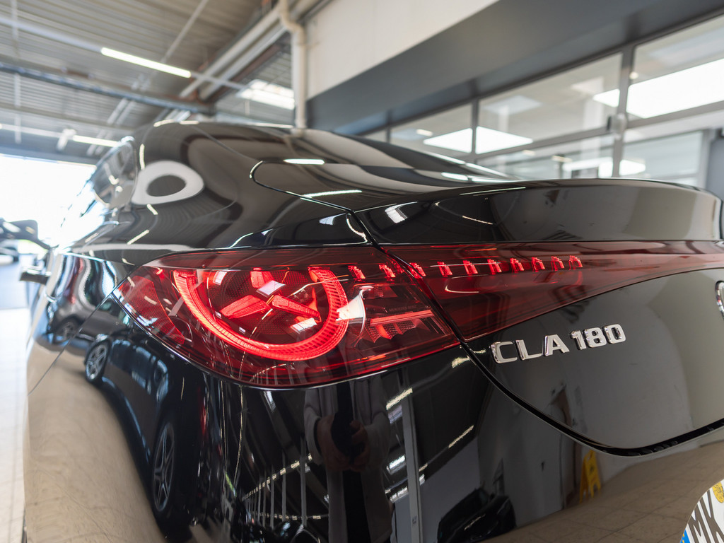 Bild 24 - CLA 180 Coupé AMG Advanced +
