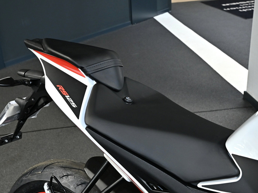 Bild 5 - RS 125 E5 +