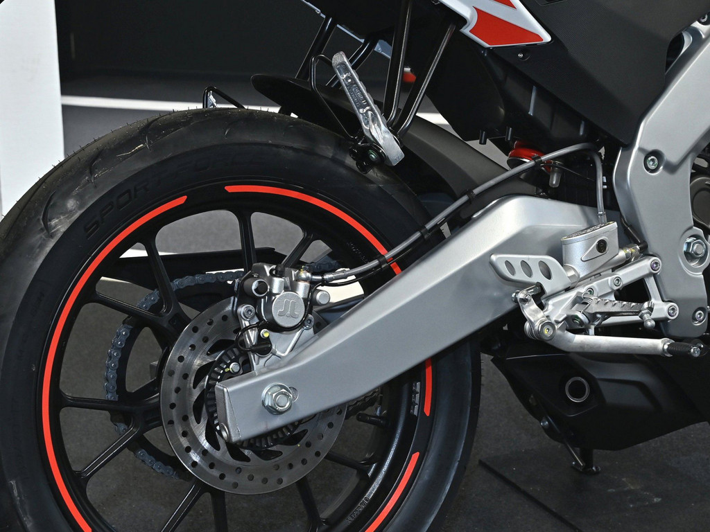 Bild 9 - RS 125 E5 +
