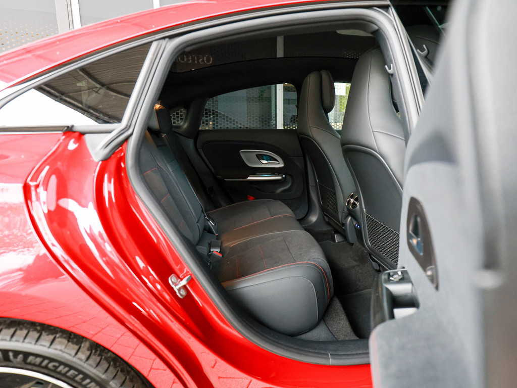 Bild 5 - CLA 200 4M AMG Line