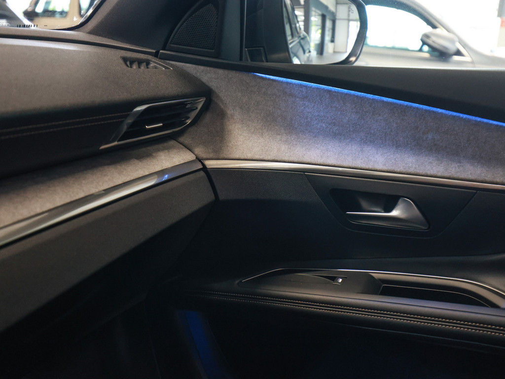 Bild 18 - 3008 GT HYBRID 136 e-DSC6