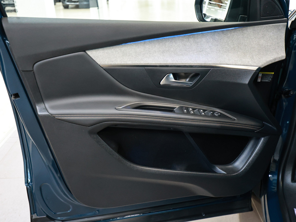 Bild 29 - 3008 GT HYBRID 136 e-DSC6