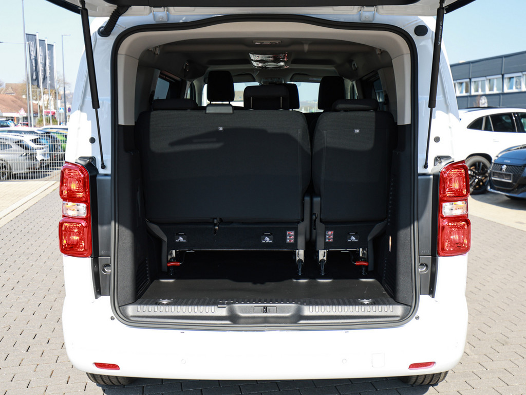 Bild 24 - Traveller Active L2 Diesel 180 EAT8