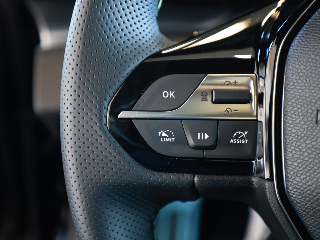 Bild 19 - 408 Neu GT EXCLUSIVE Plug-In Hybrid 240 e-DSC7