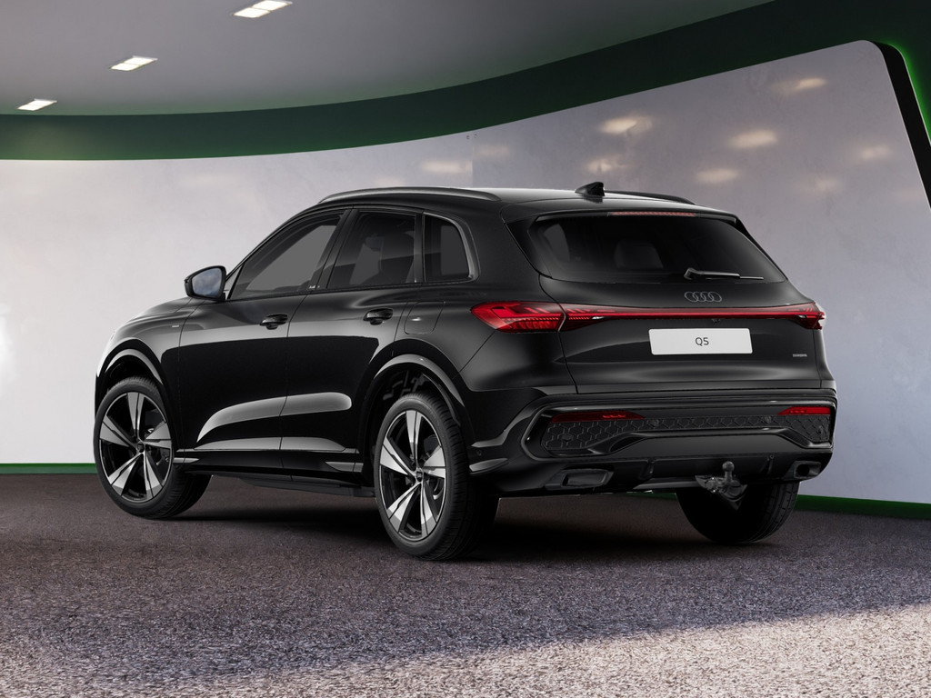Bild 3 - Q5 SUV e-hybrid quattro S tronic edition One AHK HUD
