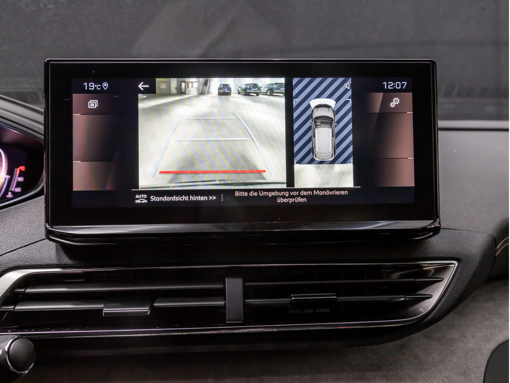 Bild 10 - 3008 GT HYBRID 136 e-DSC6