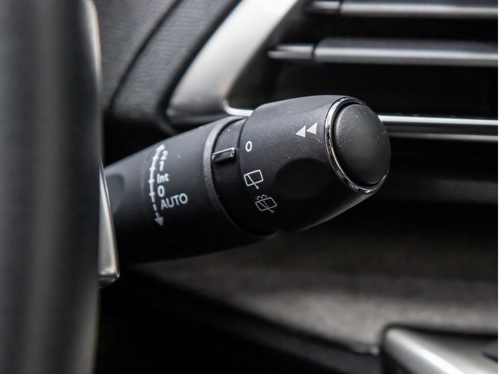 Bild 17 - 3008 GT HYBRID 136 e-DSC6