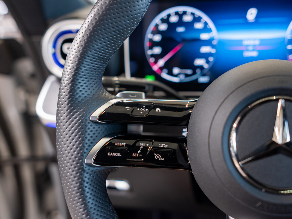 Bild 13 - CLE 450 4M Coupé AMG Sport Premium