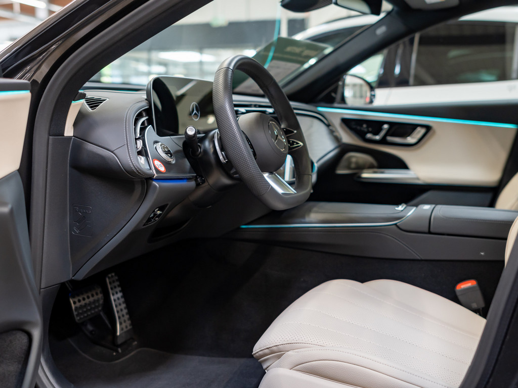 Bild 24 - E 300 de T AMG Sport Premium +