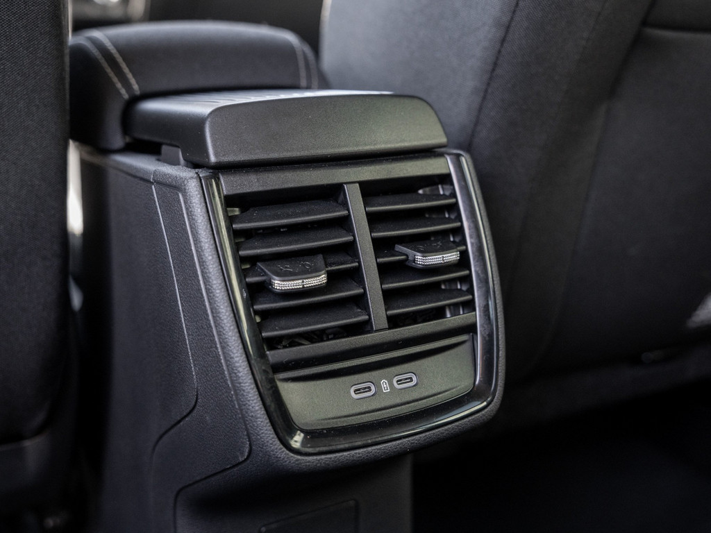 Bild 11 - KAMIQ TOUR 1.0 TSI DSG AHK Kam. Navi Virtual ACC
