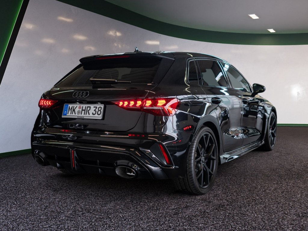 Bild 3 - RS 3 Sportback quattro S tronic 280kmh Pano