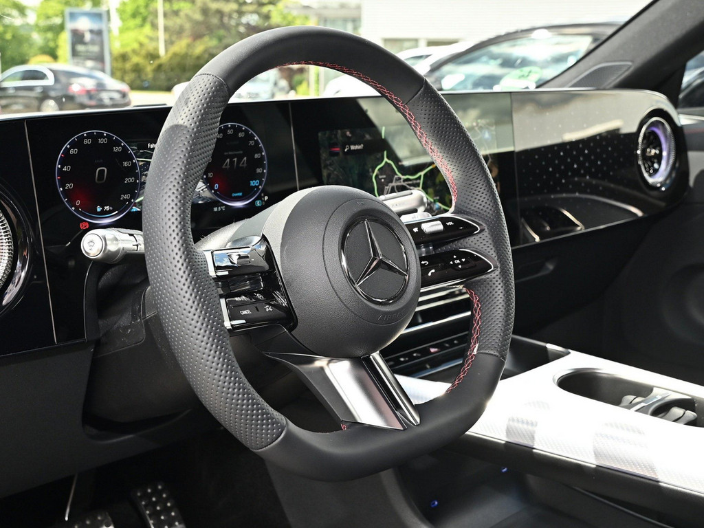 Bild 24 - CLA 250 + AMG Line SB EQ Technologie