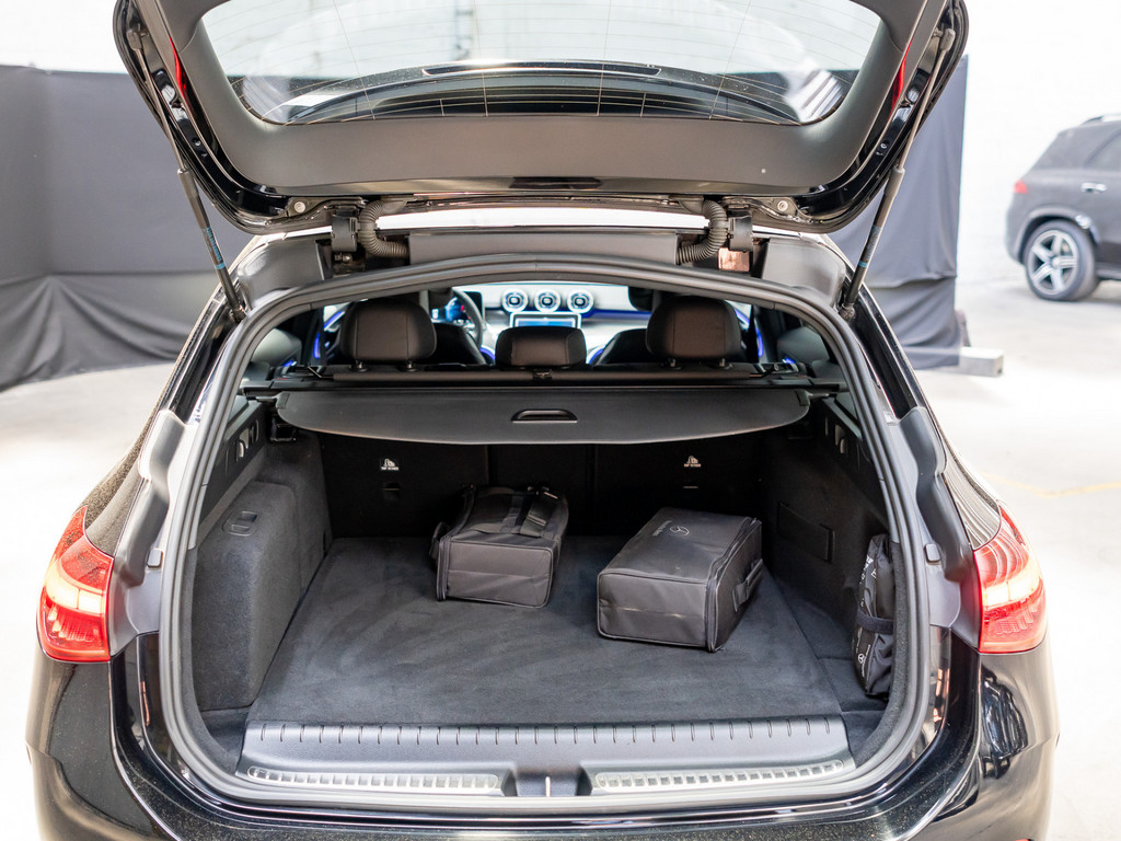 Bild 29 - C 300 e T AMG Sport