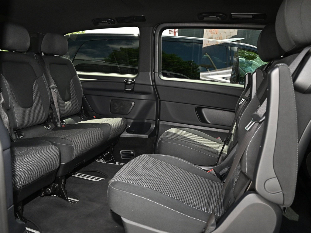 Bild 8 - V 220 d STYLE Lang