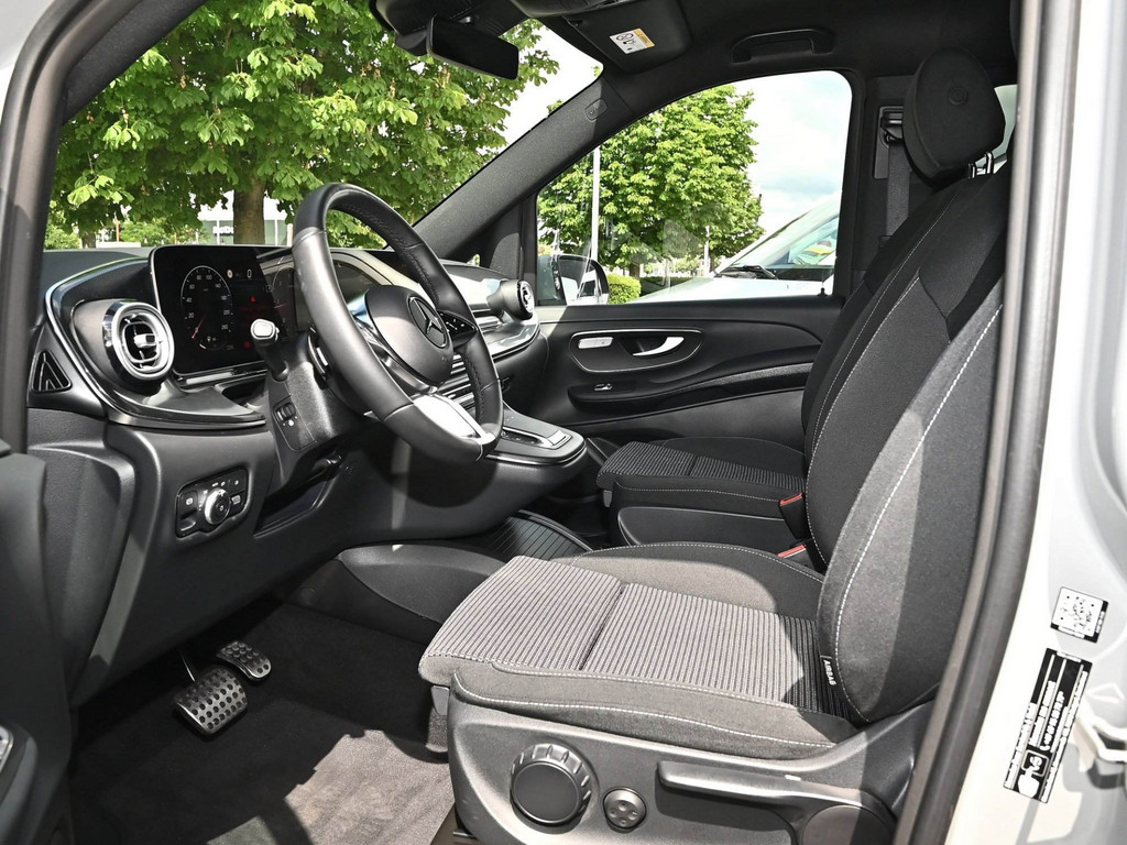 Bild 11 - V 220 d STYLE Lang