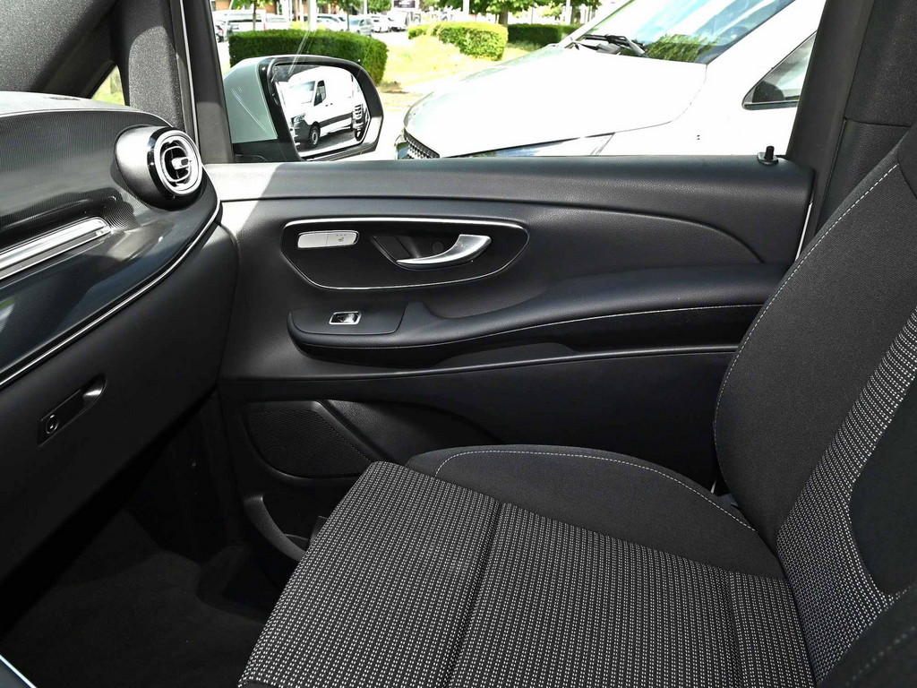Bild 16 - V 220 d STYLE Lang