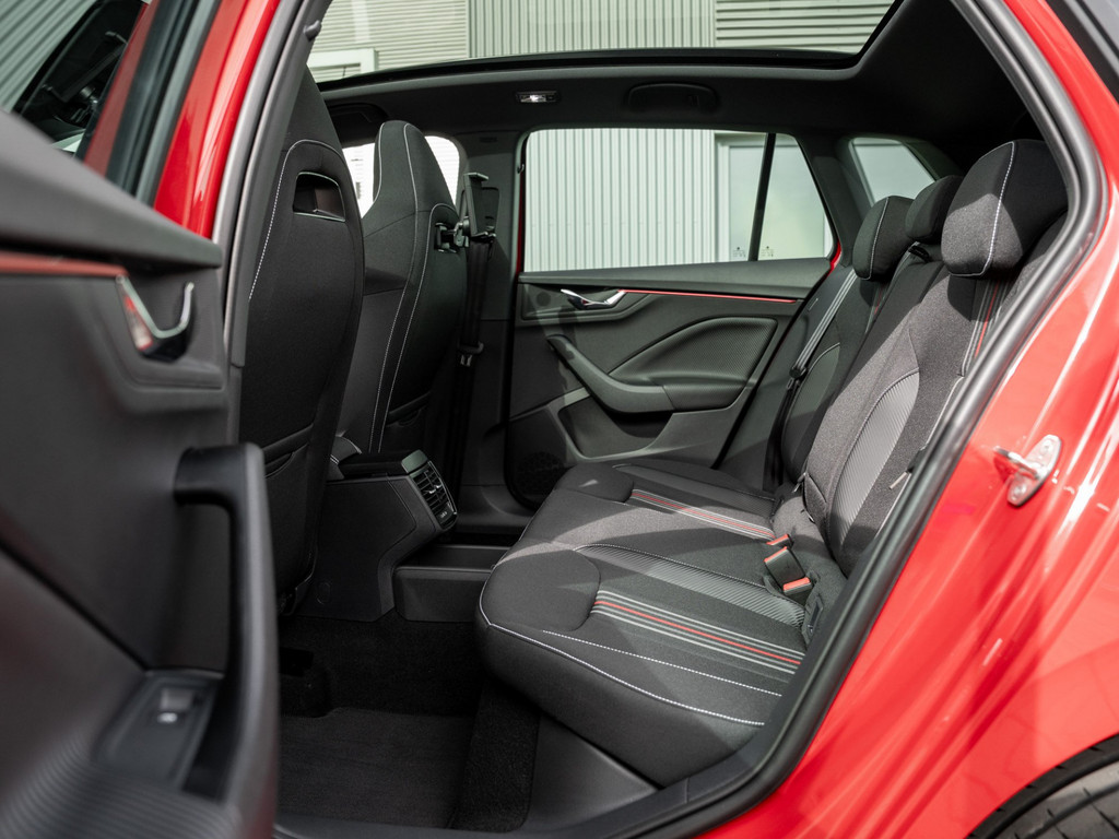 Bild 10 - Kamiq Monte Carlo 1.5 TSI DSG Pano AHK Navi ACC