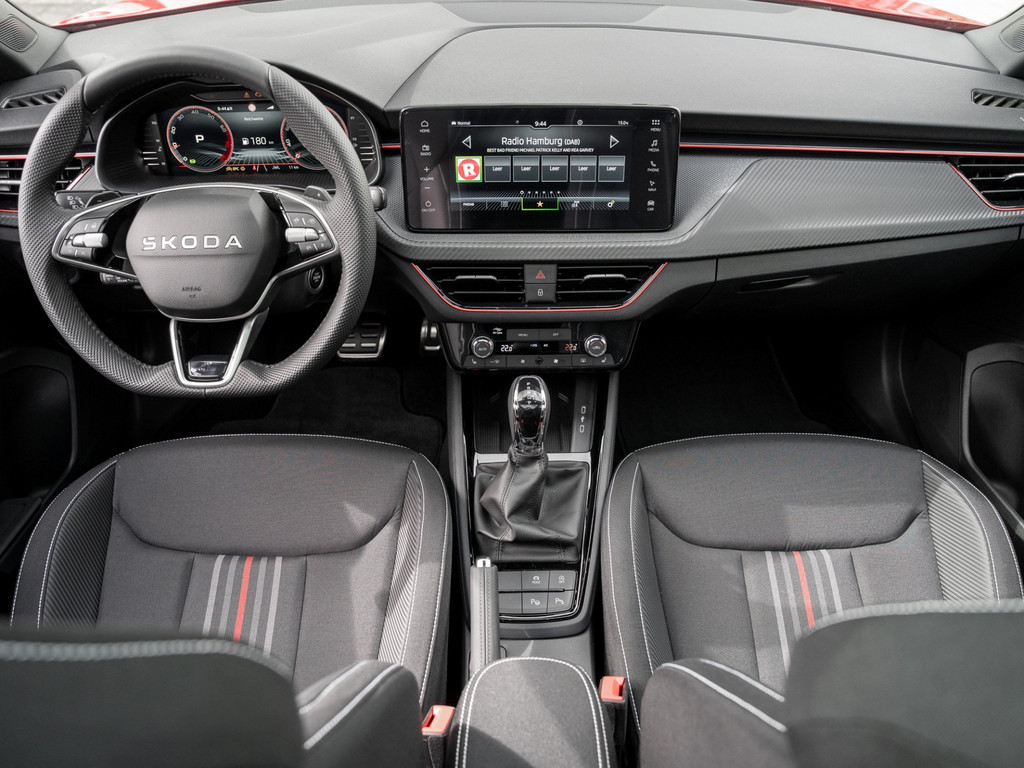 Bild 13 - Kamiq Monte Carlo 1.5 TSI DSG Pano AHK Navi ACC