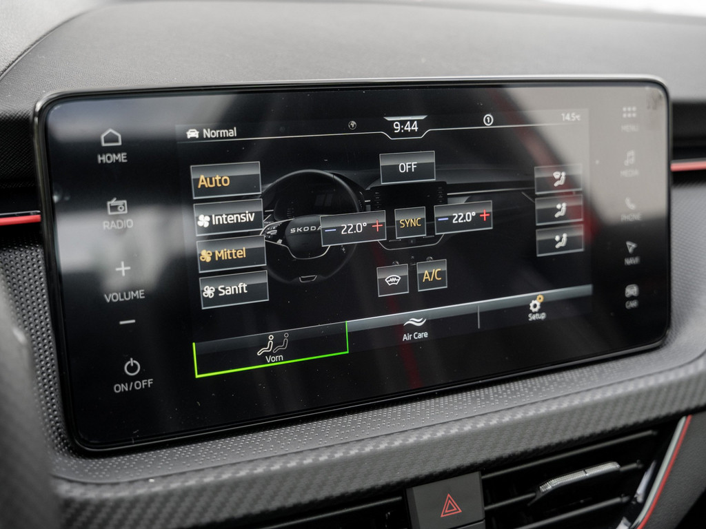 Bild 20 - Kamiq Monte Carlo 1.5 TSI DSG Pano AHK Navi ACC