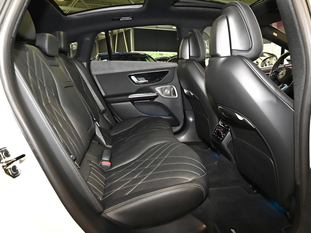 Bild 9 - EQE 500 4M AMG Sport Premium + Hyperscreen