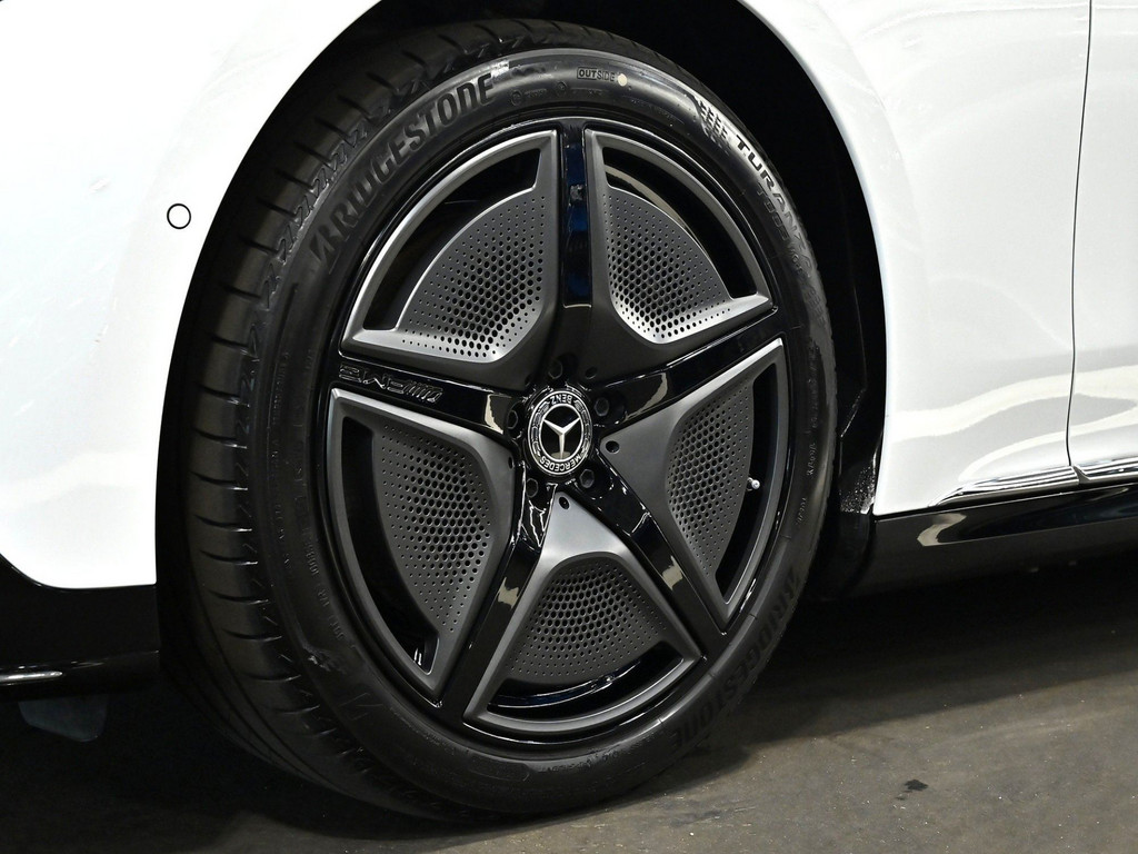 Bild 10 - EQE 500 4M AMG Sport Premium + Hyperscreen