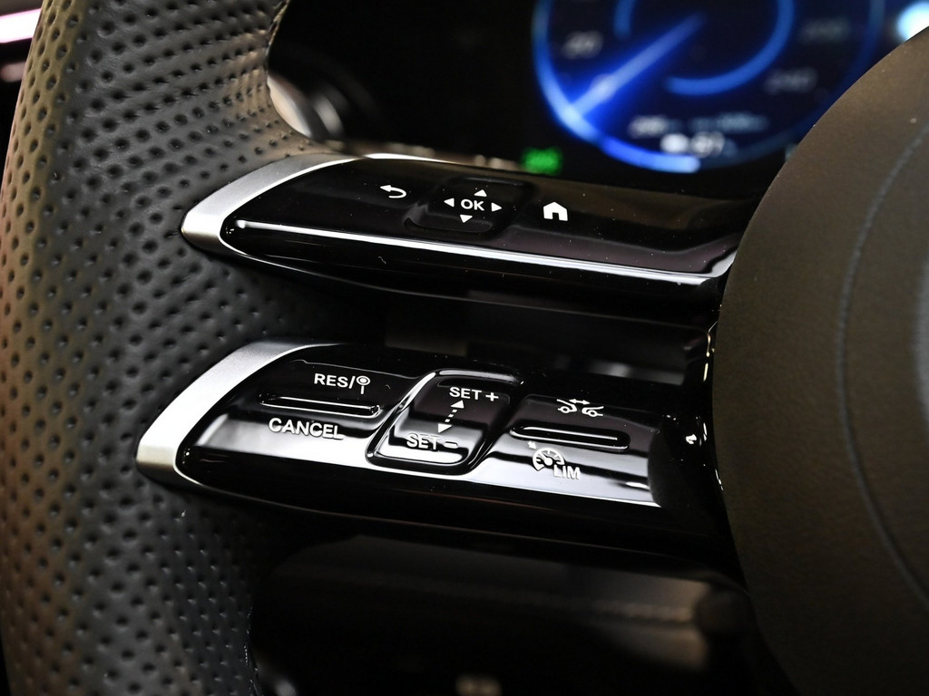 Bild 19 - EQE 500 4M AMG Sport Premium + Hyperscreen