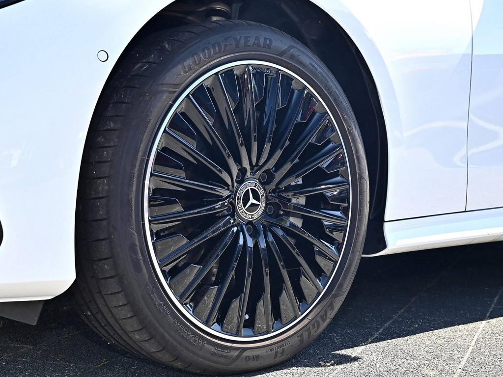 Bild 10 - CLE 300 e AMG Sport Premium +