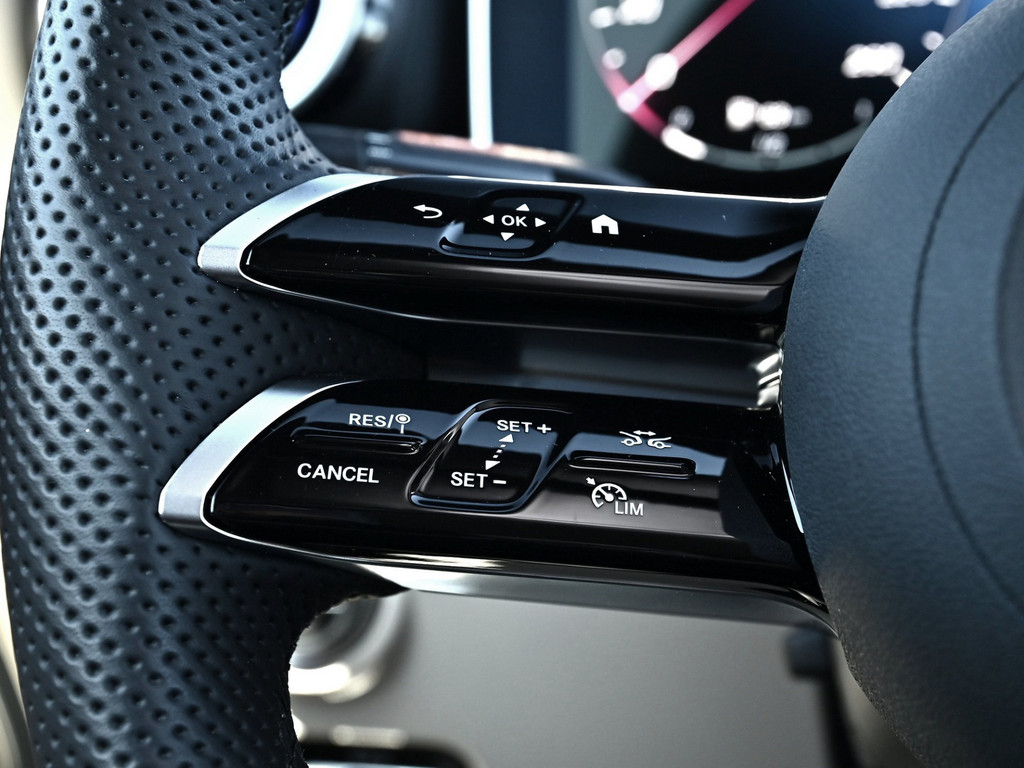Bild 19 - CLE 300 e AMG Sport Premium +