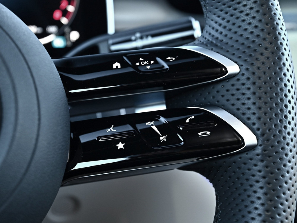 Bild 20 - CLE 300 e AMG Sport Premium +