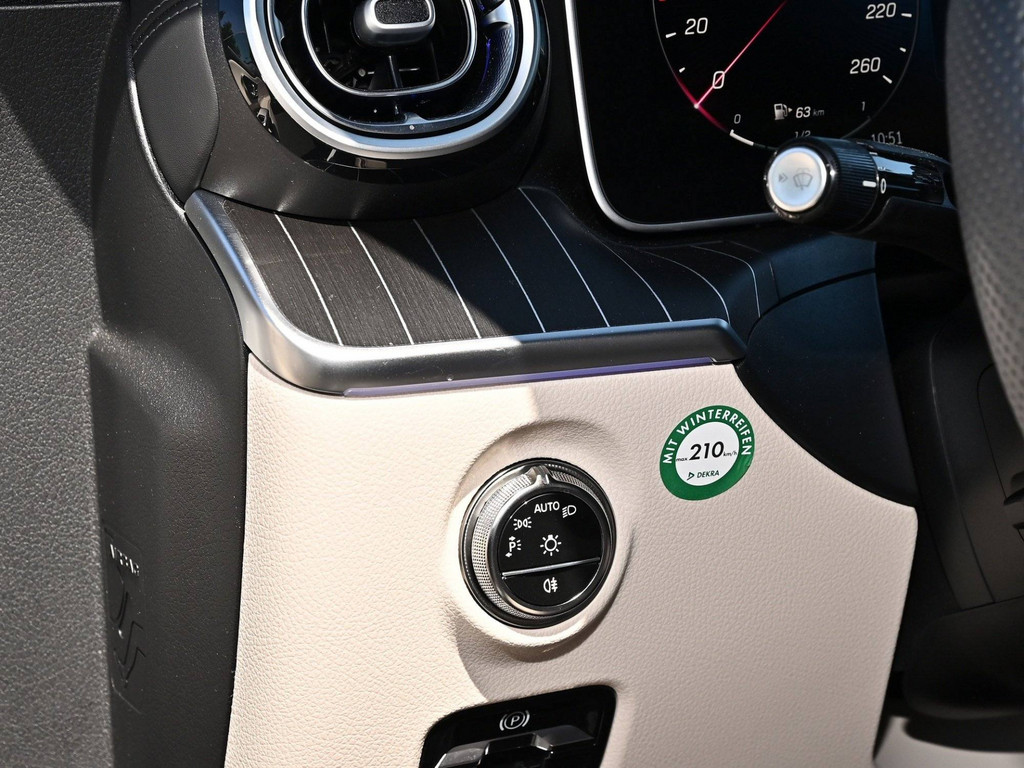 Bild 27 - CLE 300 e AMG Sport Premium +