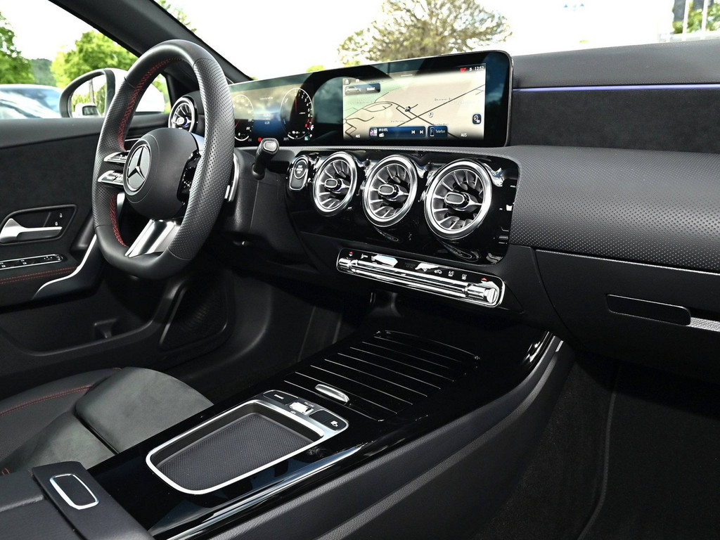 Bild 11 - A 250 e AMG Sport Advanced +