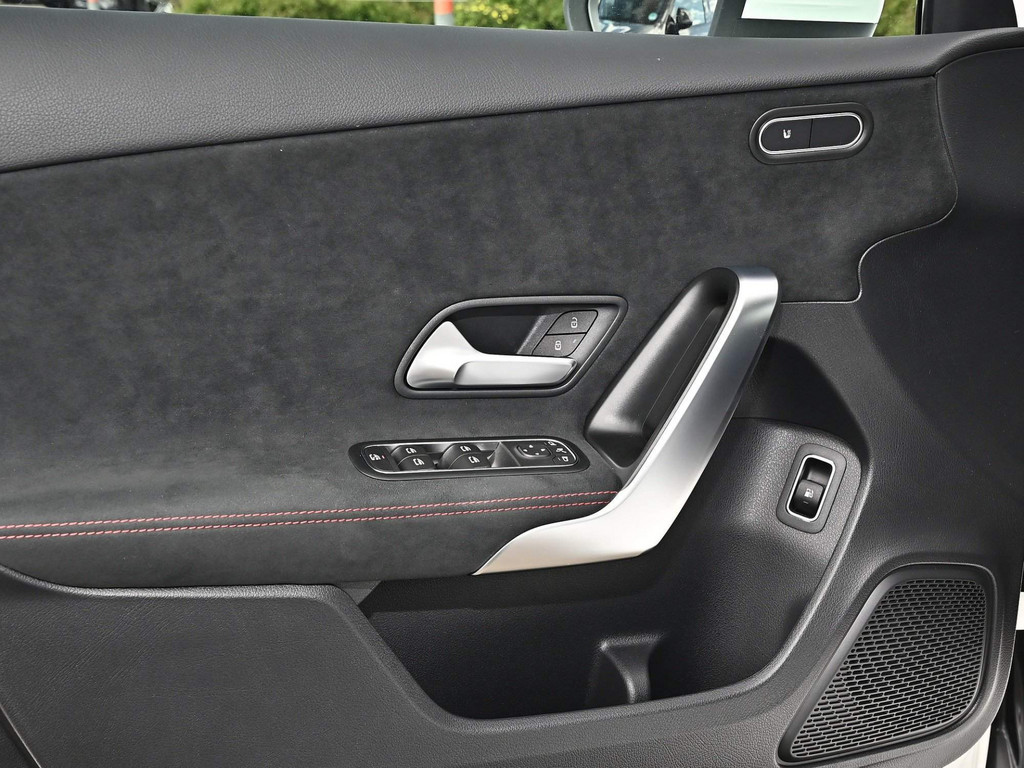 Bild 28 - A 250 e AMG Sport Advanced +