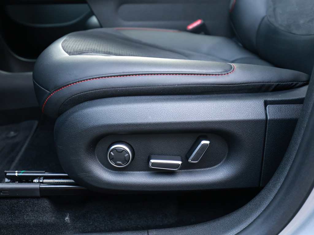 Bild 31 - #1 Brabus AWD