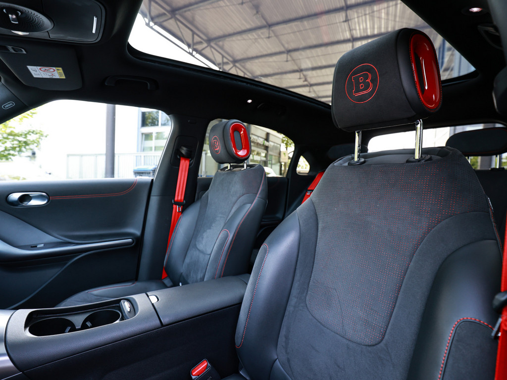 Bild 32 - #1 Brabus AWD