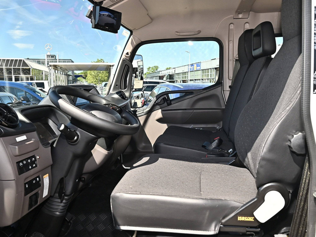 Bild 8 - FUSO Canter 7C18D DoKa Meiller Dreiseitenkipper