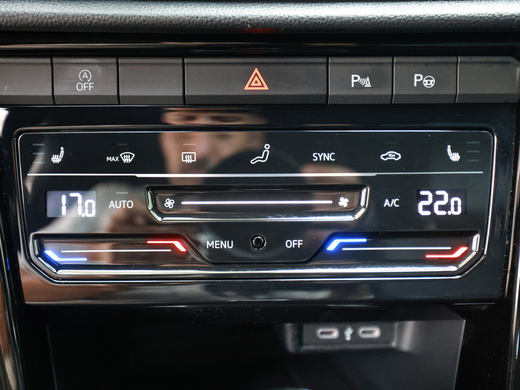 Bild 15 - T-Roc R-Line 2.0 l TDI DSG