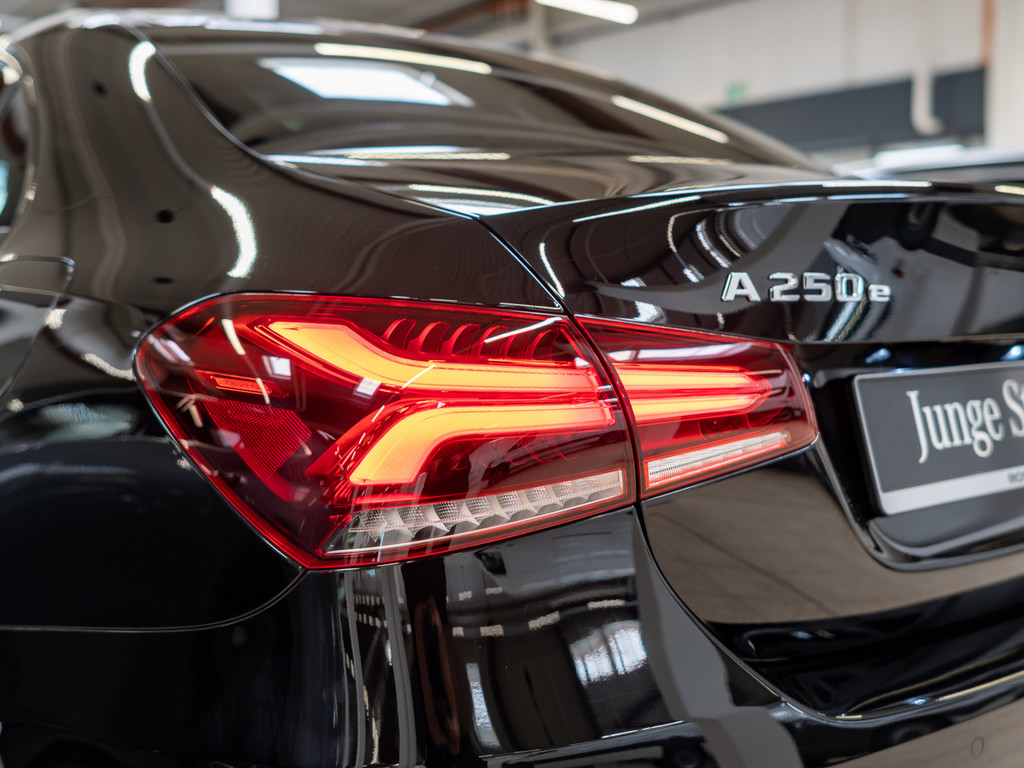Bild 28 - A 250 e Limo AMG Sport
