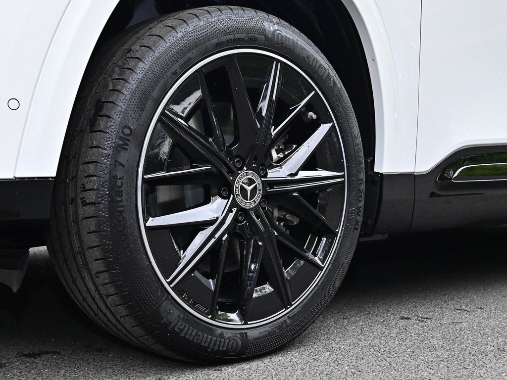 Bild 8 - GLB 250 + AMG Line mit EQ Technologie