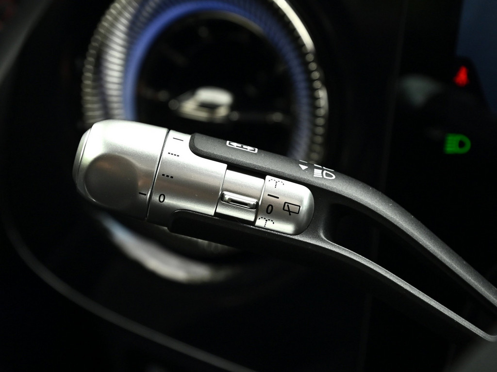 Bild 20 - GLB 250 + AMG Line mit EQ Technologie
