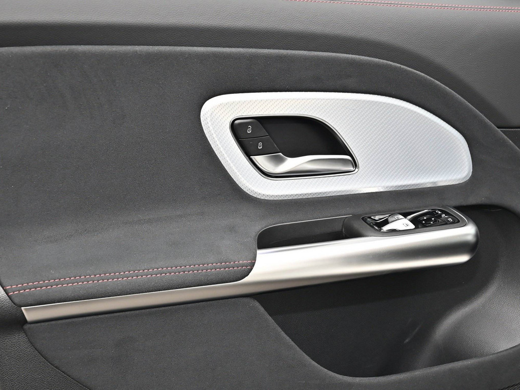 Bild 24 - GLB 250 + AMG Line mit EQ Technologie