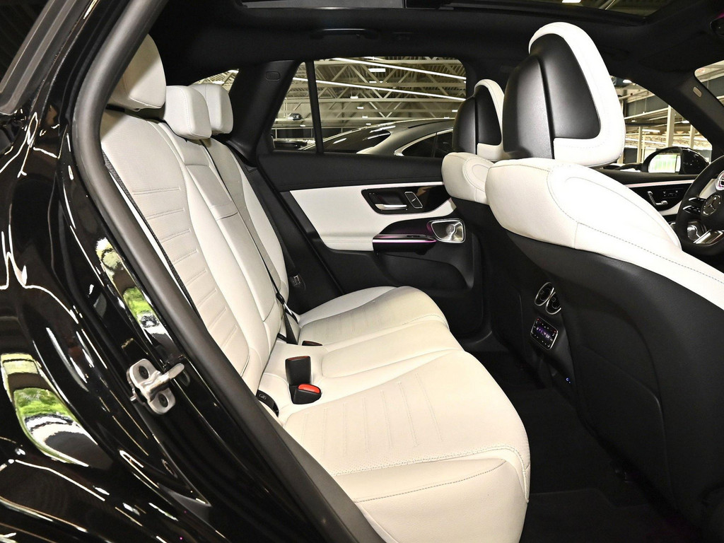 Bild 9 - GLC 300 de 4M AMG Premium +