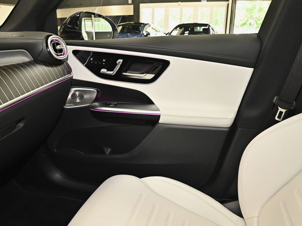 Bild 17 - GLC 300 de 4M AMG Premium +
