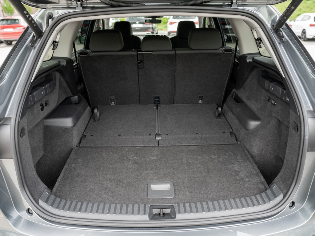 Bild 28 - KODIAQ SELECTION 2.0 TSI DSG 4X4 AHK Kam. Navi