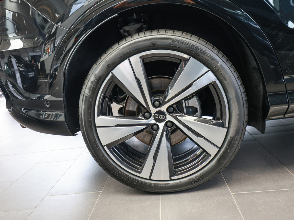 Bild 5 - Q5 e-hybrid quattro Edition One S Line AHK HUD